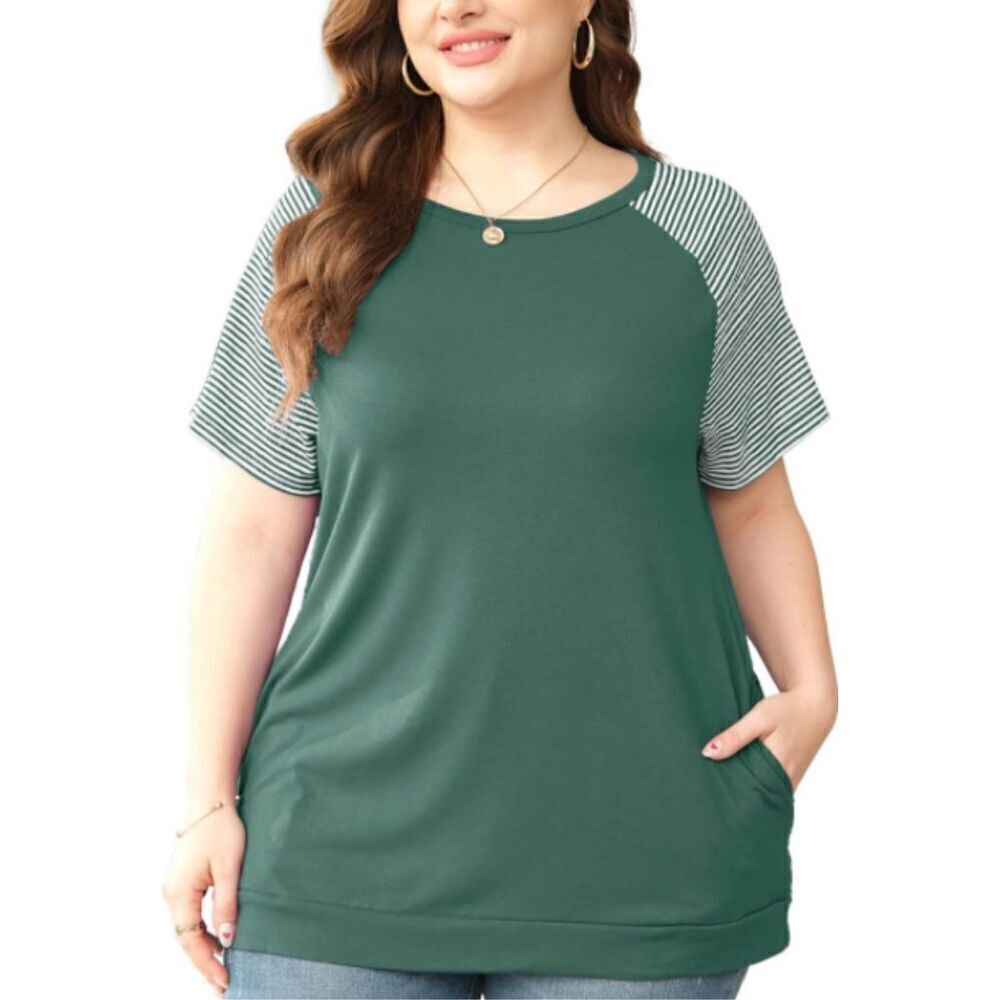 Boutique Green White Short Sleeve Top With Pockets Size 2XL NWOT